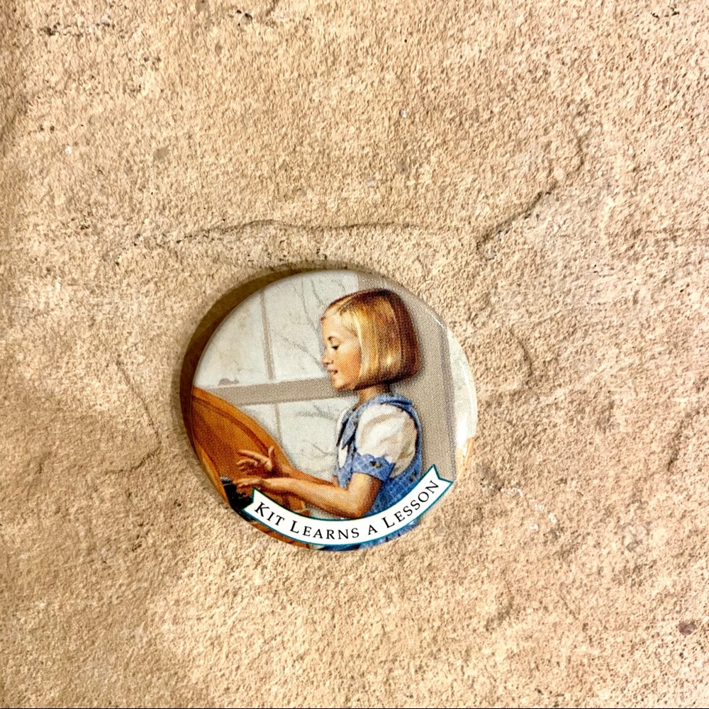 2000 Kit Learns a Lesson American Girl Doll Pin